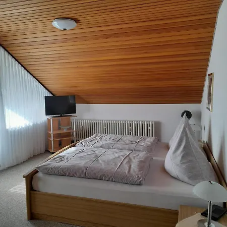 Ferienwohnung Und Gaestezimmer Iburgblick Bad Driburg Exterior photo