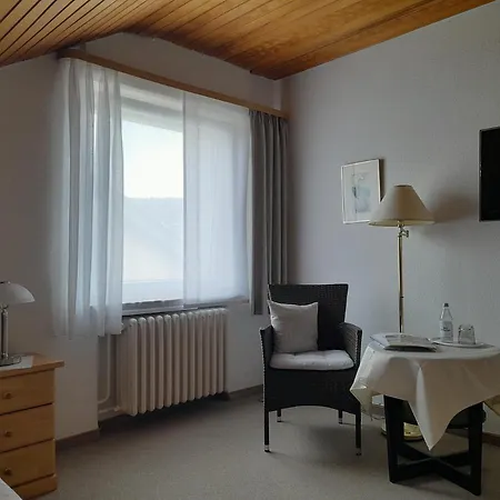Ferienwohnung Und Gaestezimmer Iburgblick Bad Driburg Exterior photo