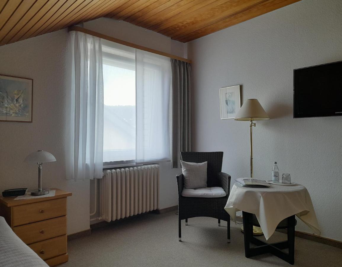 Und Gaestezimmer Iburgblick Homestay *
